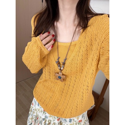 此外镂空V领两件套针织衫女