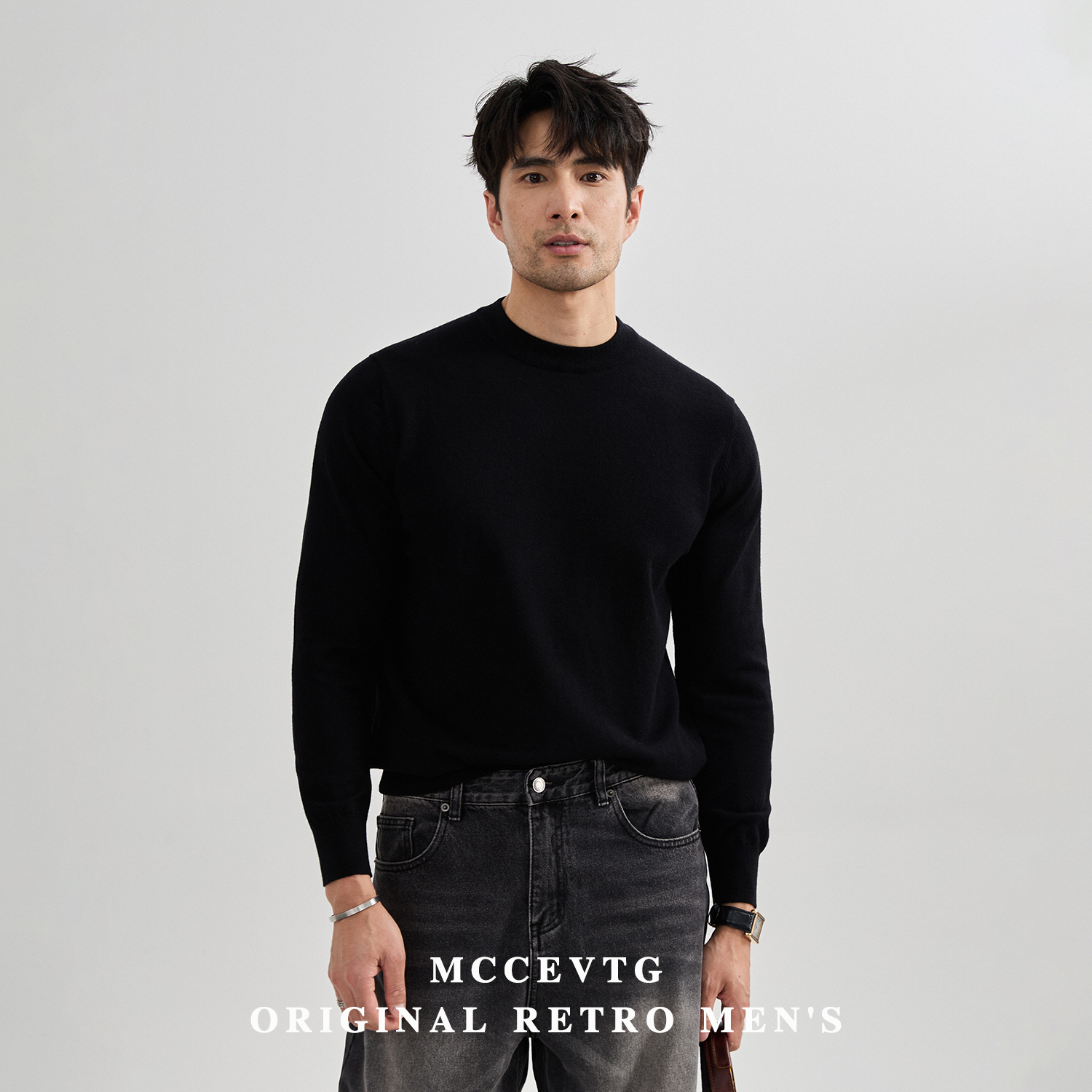 MCCEVTG意式圆领羊毛纯色毛衣男保暖黑色休闲长袖针织衫打底冬季