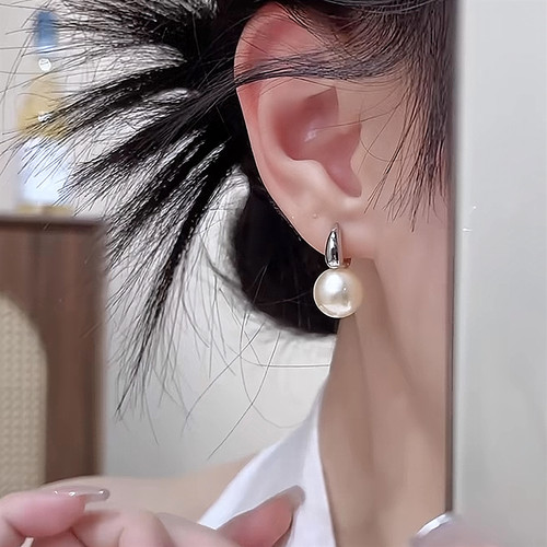 925银针气质名媛风香槟色珍珠耳扣简约百搭日常通勤轻奢百搭耳饰
