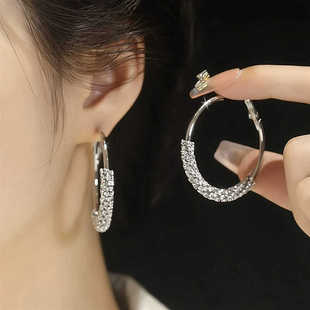 大气满钻锆石圈圈耳环女2024新款爆款高级轻奢时髦个性闪钻大耳圈
