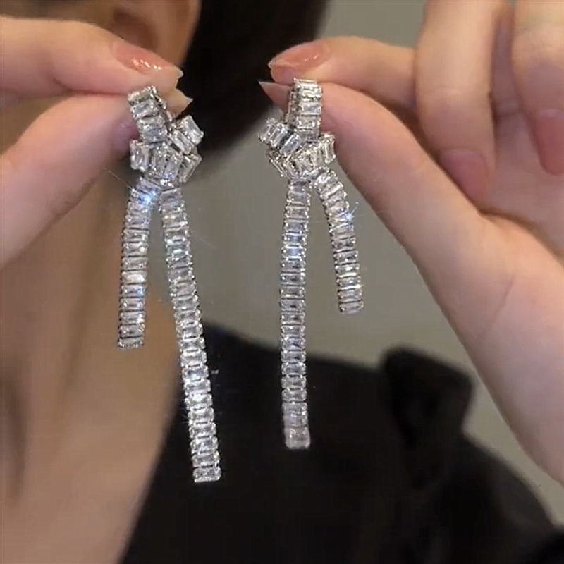 复古风梯方钻蝴蝶结绳结耳环