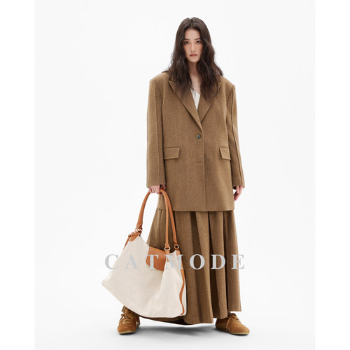 西装外套百褶半身裙两件套