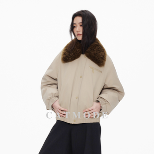 RJ/冬季新款时尚简约休闲羊羔毛领夹克羽绒服女短款气质百搭外套