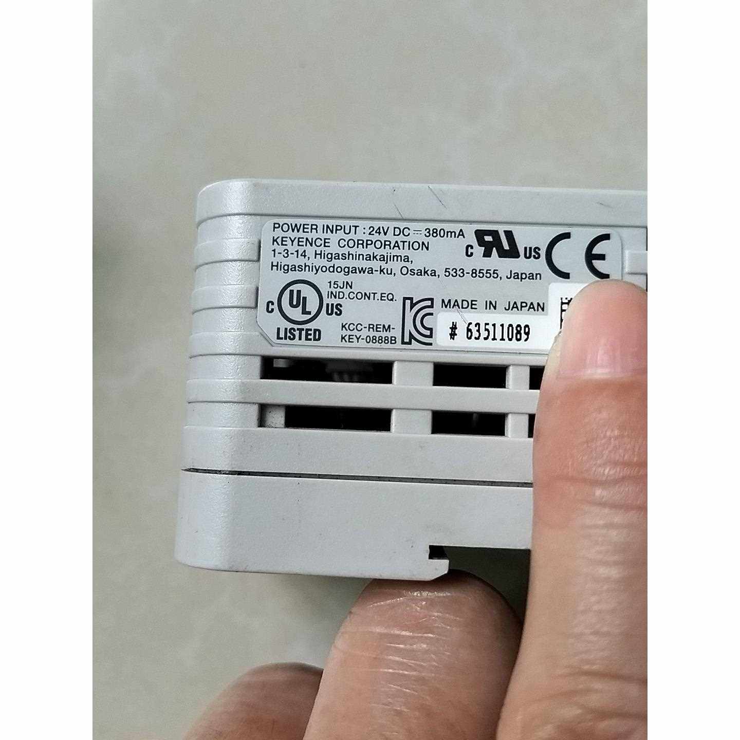 标价是空箱-原装正品基恩士N-R2模块单 (RS-232C型)二维议价