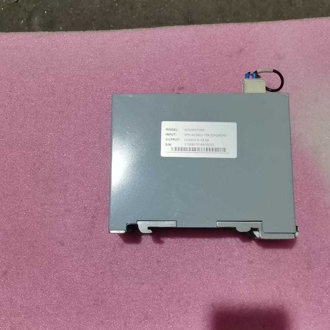 标价是空箱-MAX驱动器，IS700R0T050l，拆机，实物拍摄，功能议价