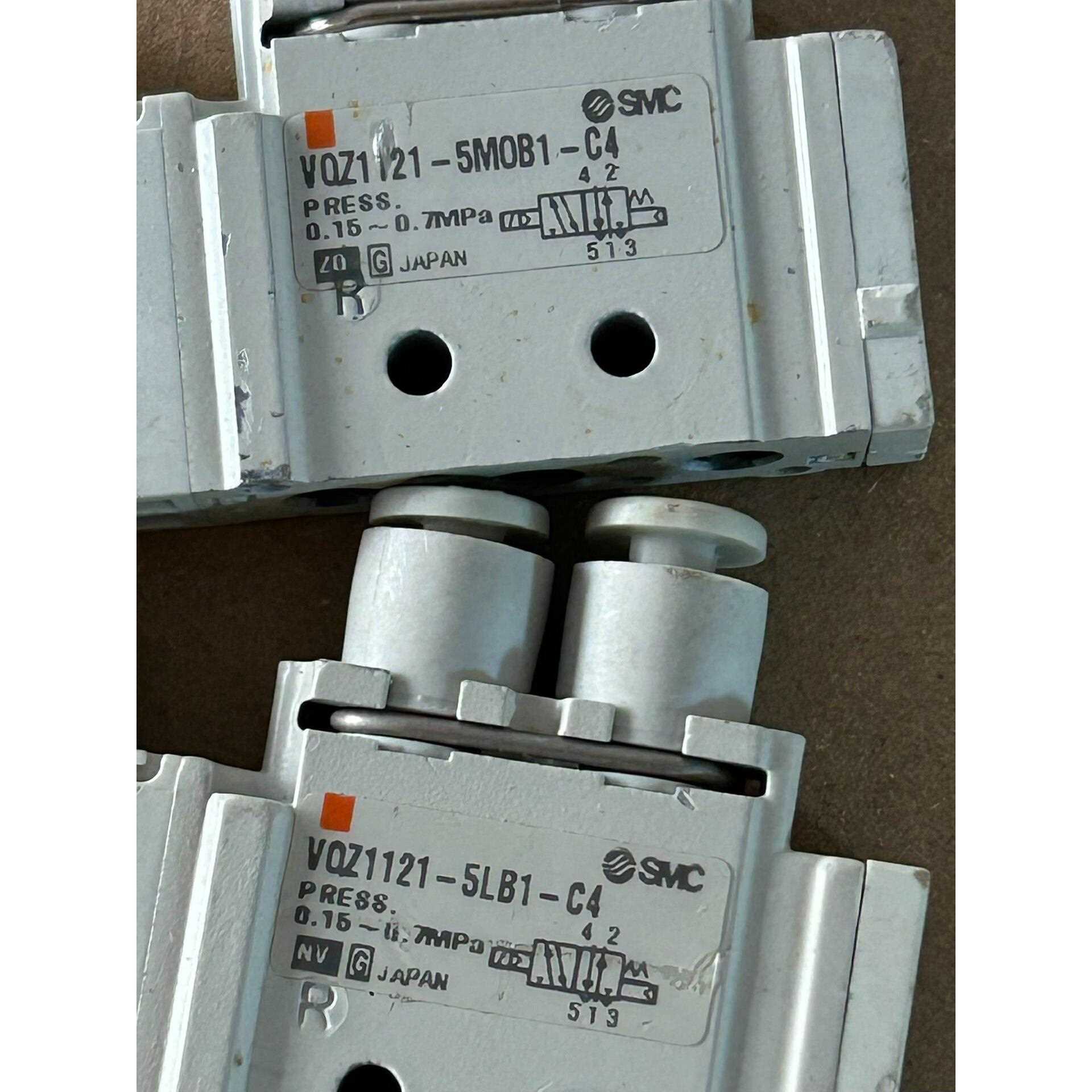 标价是空箱-SMC电磁阀VQZ1121-5MOB1-C4议价