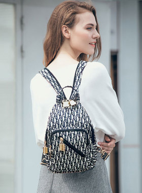 盛装舞步时尚潮流帆布双肩包字母黑色小包多用包胸包L701D