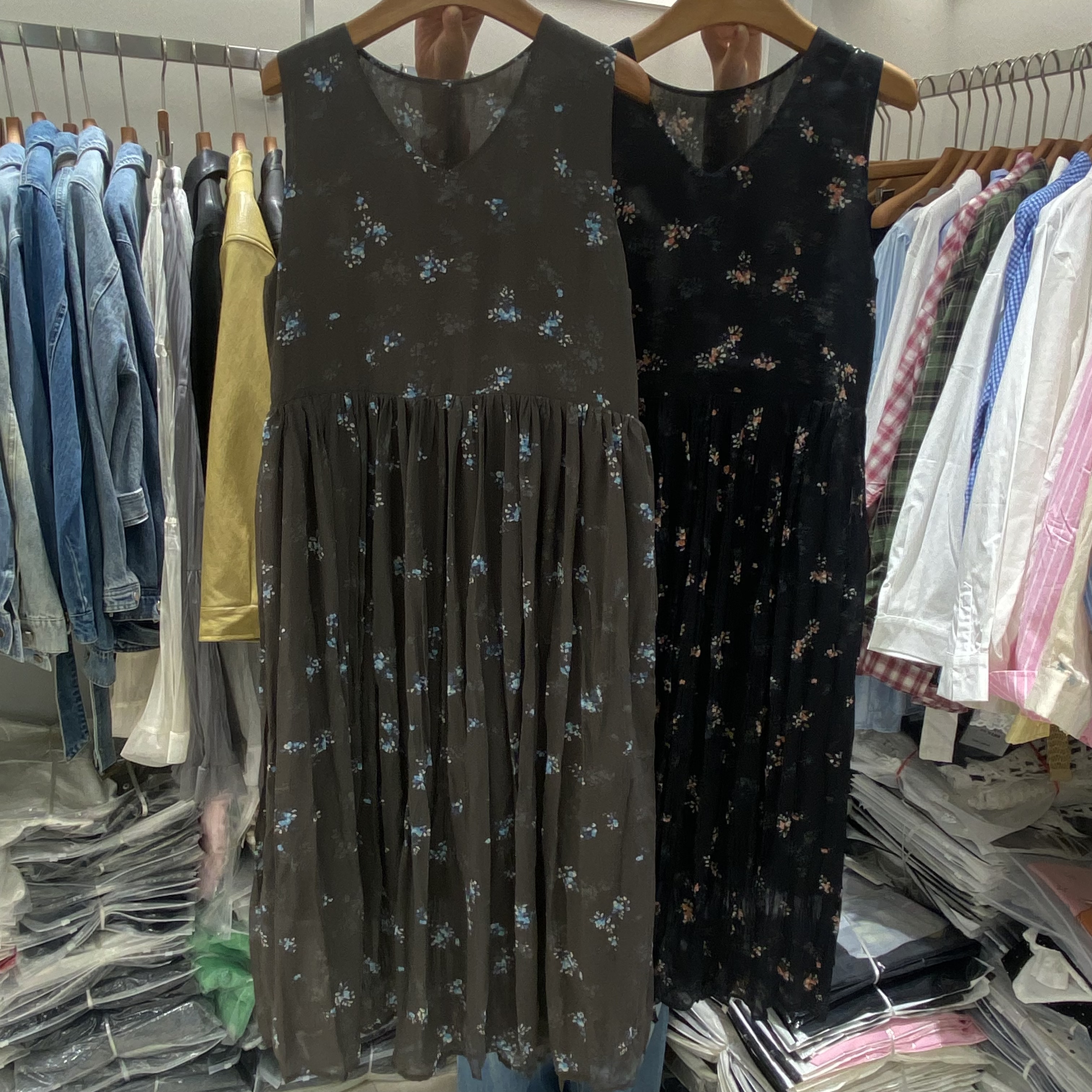 复古碎花A字吊带连衣裙女欧洲站2026夏季新款欧货女装时尚裙子潮