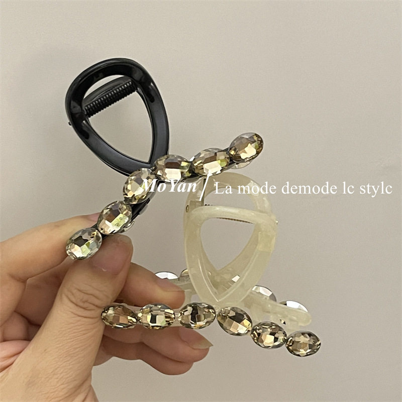 韩版精致水钻抓夹发夹后脑勺高级感中号盘发鲨鱼夹子发卡头饰女夏