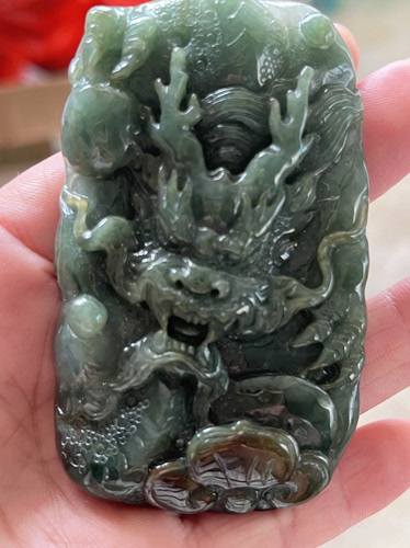 缅甸翡翠A货七彩玉翡翠批发老坑冰种满色龙牌吊坠挂件冰透通透