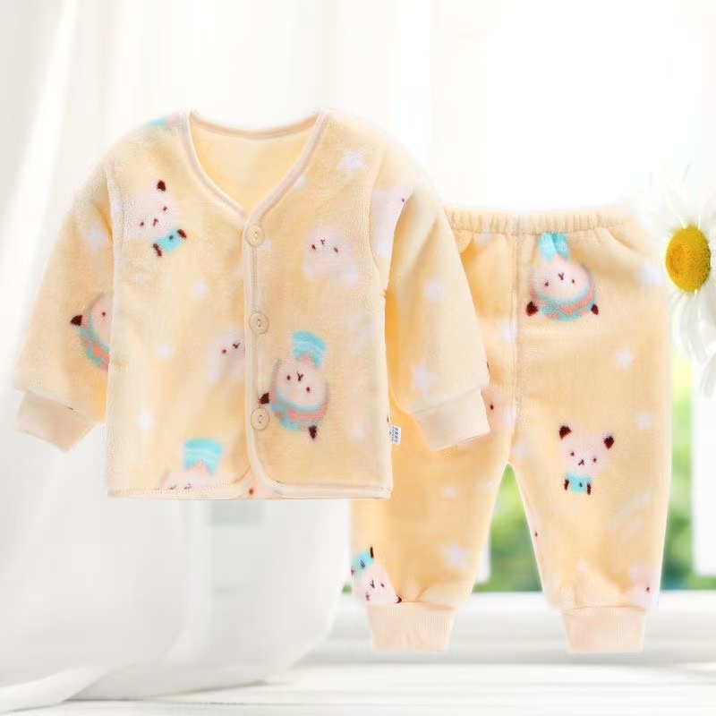 新生婴儿秋冬季法兰绒保暖套装