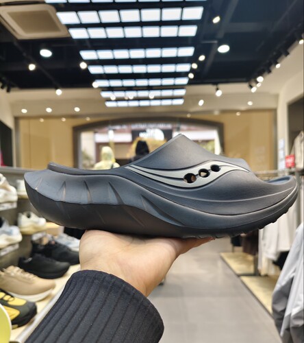 Saucony Cradle摇篮 2 舒适柔软 静音防滑一字拖鞋 男女同款 深灰