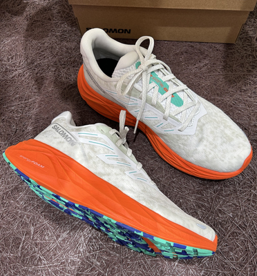 SALOMON AEROGLIDE2户外公路跑步鞋香草色四月新款春季专业路跑鞋