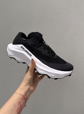 SALOMON萨洛蒙 Ultra Glide 3 舒适柔软 低帮跑步鞋 男款 黑色