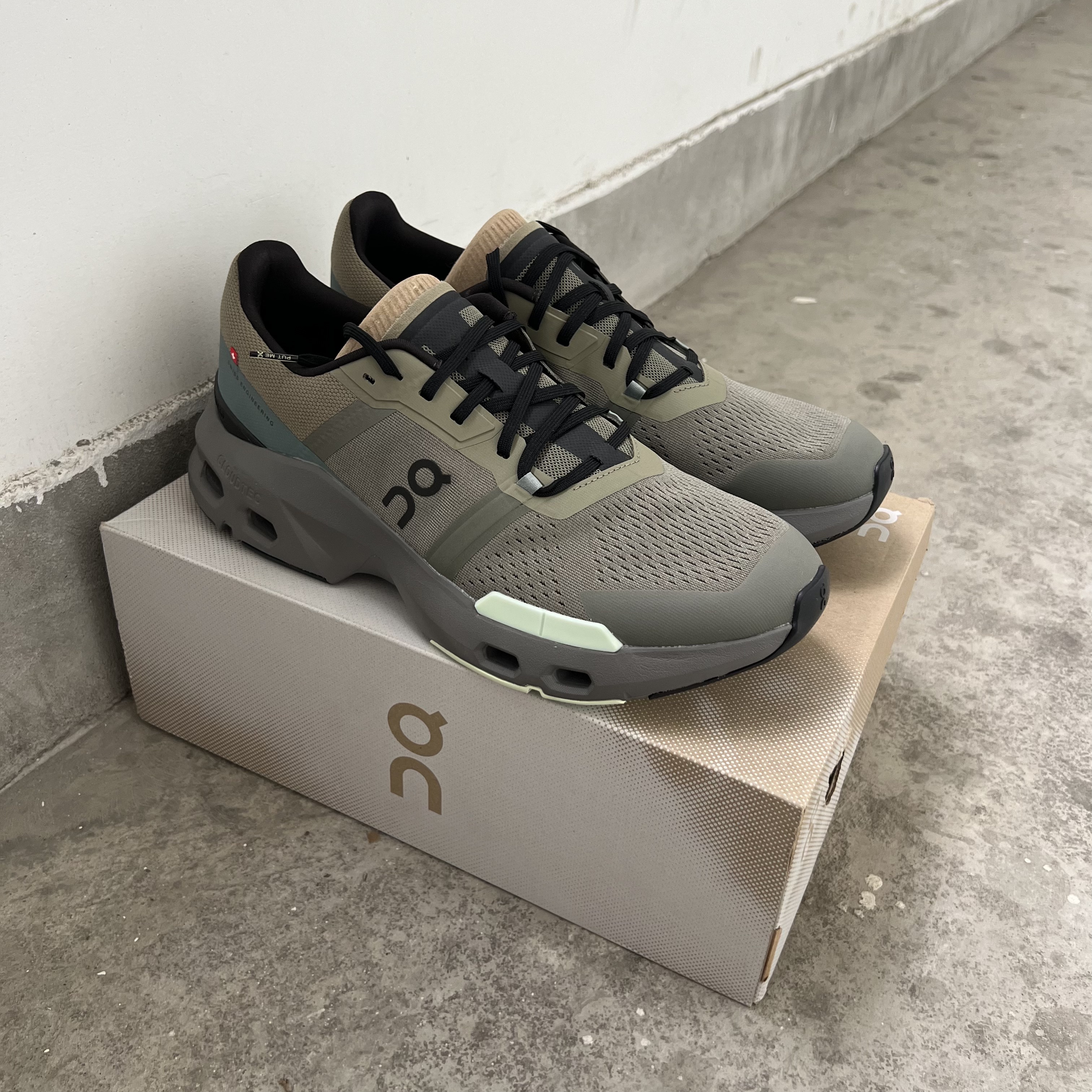 On昂跑 Cloudpulse 春夏新款男款健身训练鞋 3MD30062842