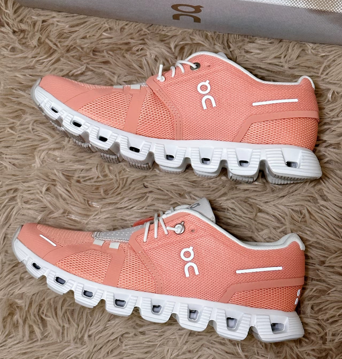 On昂跑 Cloud 5 舒适运动减震轻便 低帮 休闲跑步鞋 女款火烈鸟红