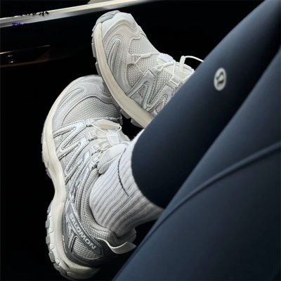 萨洛蒙徒步户外鞋液态银