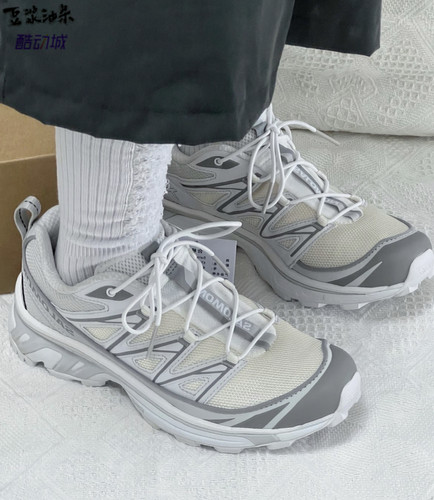 萨洛蒙Salomon米白灰户外运动鞋