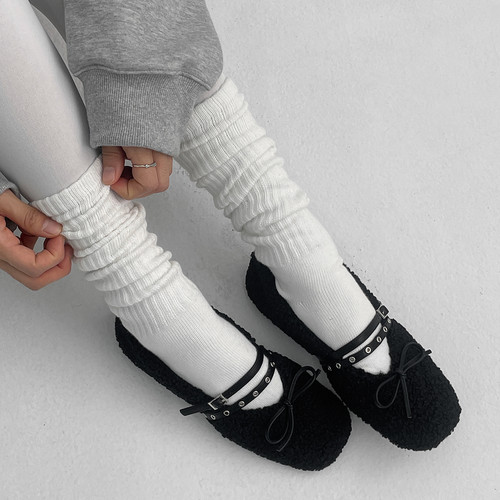 三1220韩国官网Blackup-bs38218区女鞋流行秋季修身通勤独特纯色