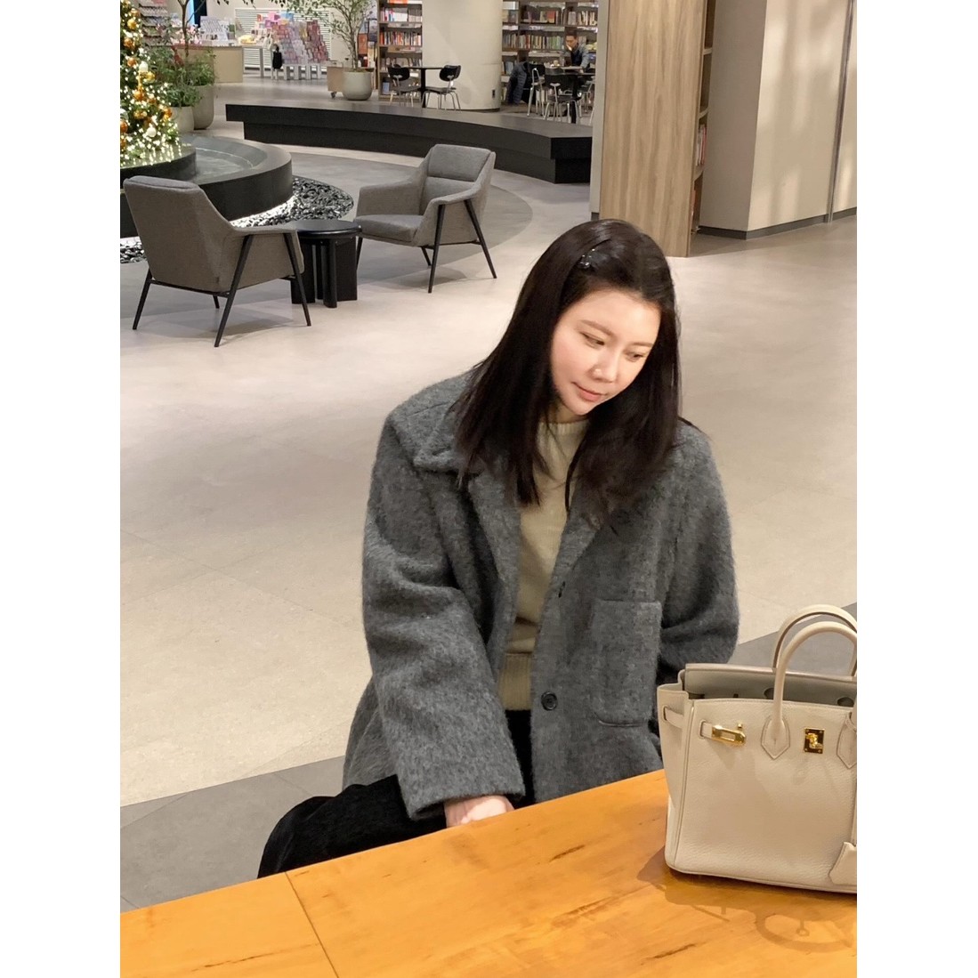 八1209韩国东大门运动瑜伽外套短款大衣区4528534档口秋季舒适