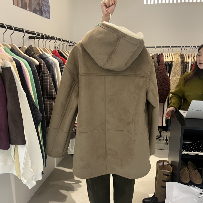 八1125韩国东大门运动瑜伽外套短款大衣区4498198大气甜美炸街