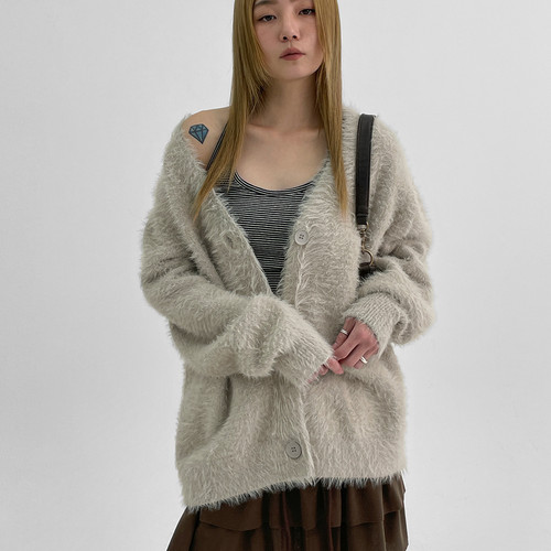 三1220韩国官网Blackup-t38193区女针织衫正品浪漫冬款时尚新款