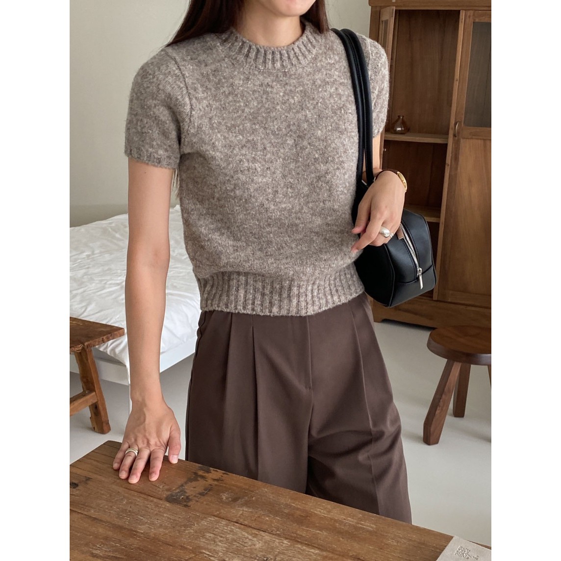 八1002韩国东大门运动户外针织衫区4446793流行甜美复古秋冬档口