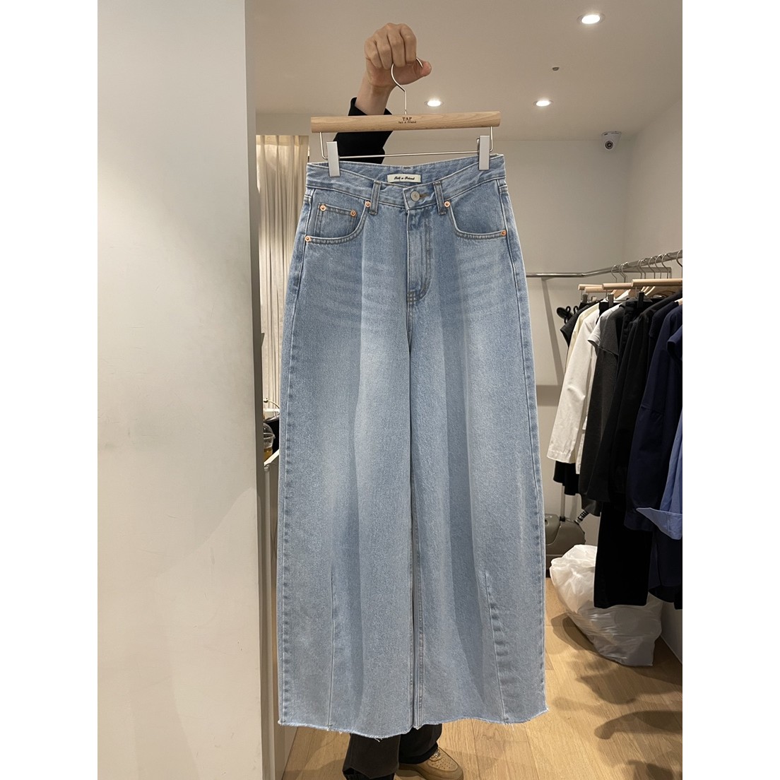 八0610韩国东大门运动牛仔裤区4279156夏款原宿新款潮流直邮学院