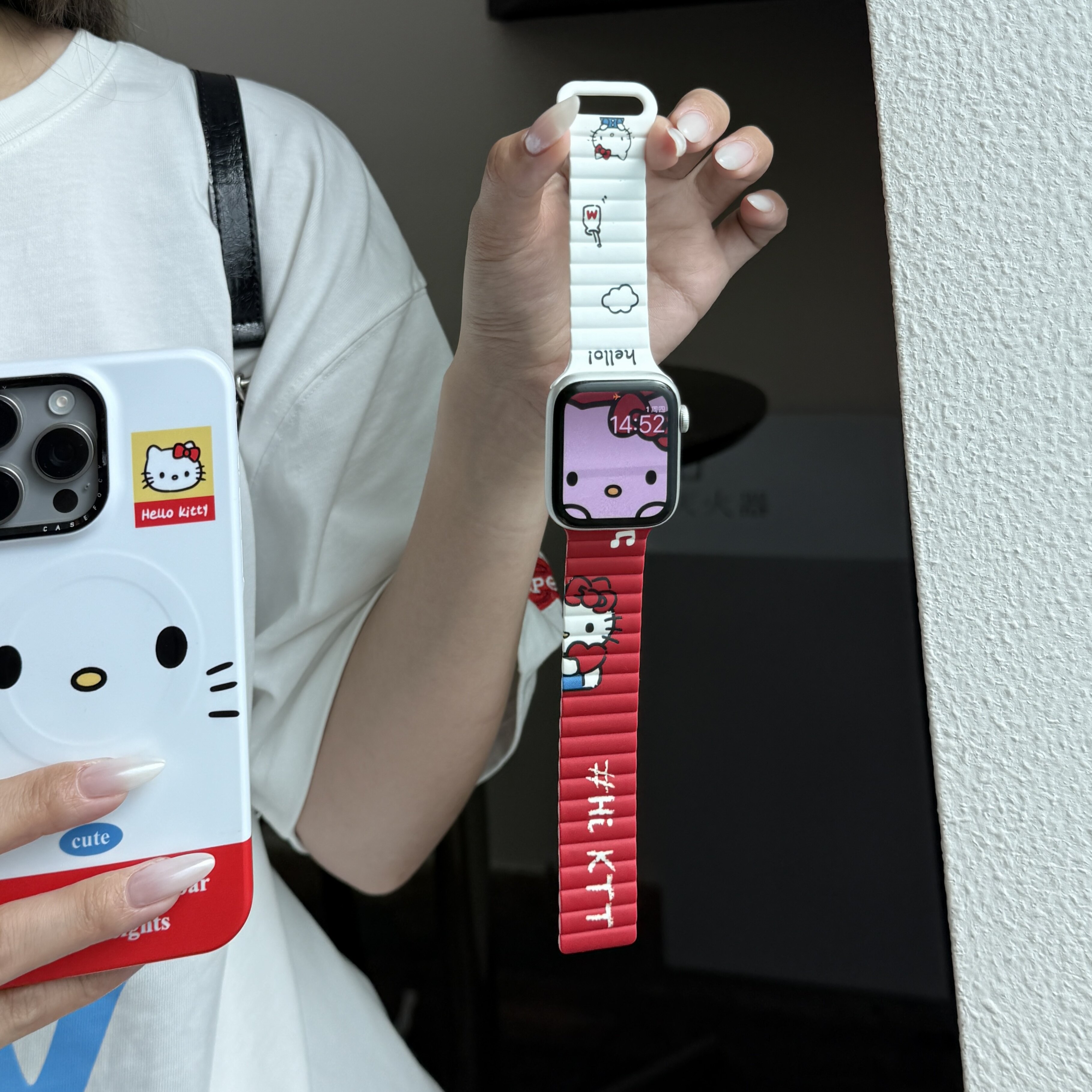 适用苹果手表s10代iwatch猫卡通硅胶磁吸表带9se表带新款s11表带