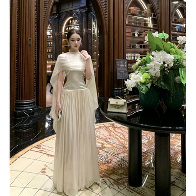 法式气质挂脖飘带订婚小轻礼服裙