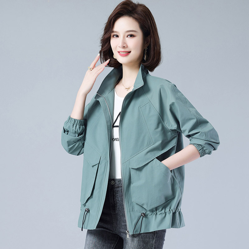 女士短外套宽松中年妈妈大码春装
