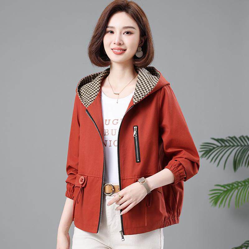 女士短外套宽松2026春秋新款中年妈妈休闲大码洋气连帽夹克上衣服