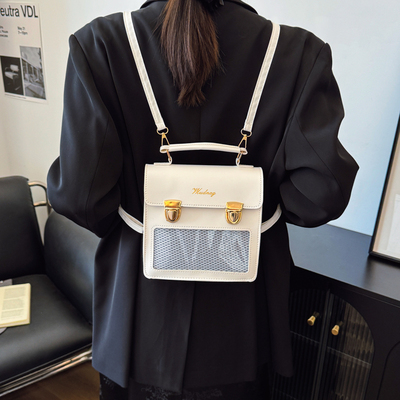 百搭高级感旅游轻便小背包