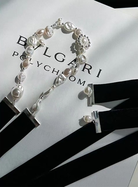 MONA同款丝绒仿珍珠设计感蝴蝶结项链女配饰颈链百搭衣服2026新款