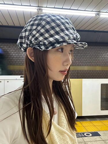 时髦不规则设计黑白格子八角帽女