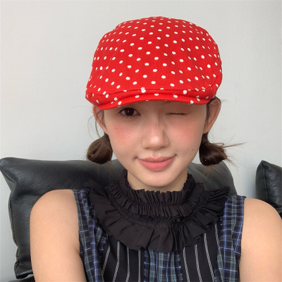 复古回潮真香搭配可爱波点前进帽