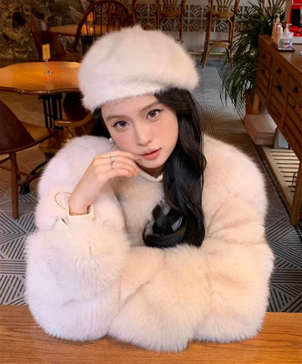 温柔白色兔毛贝雷帽显脸小画家帽