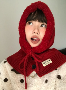 潮女穿搭红色巴拉克拉法帽围脖潮