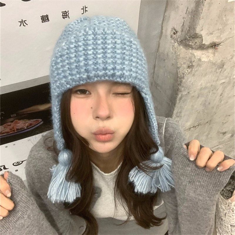 韩女都在搭的氛围感流苏雷锋帽潮