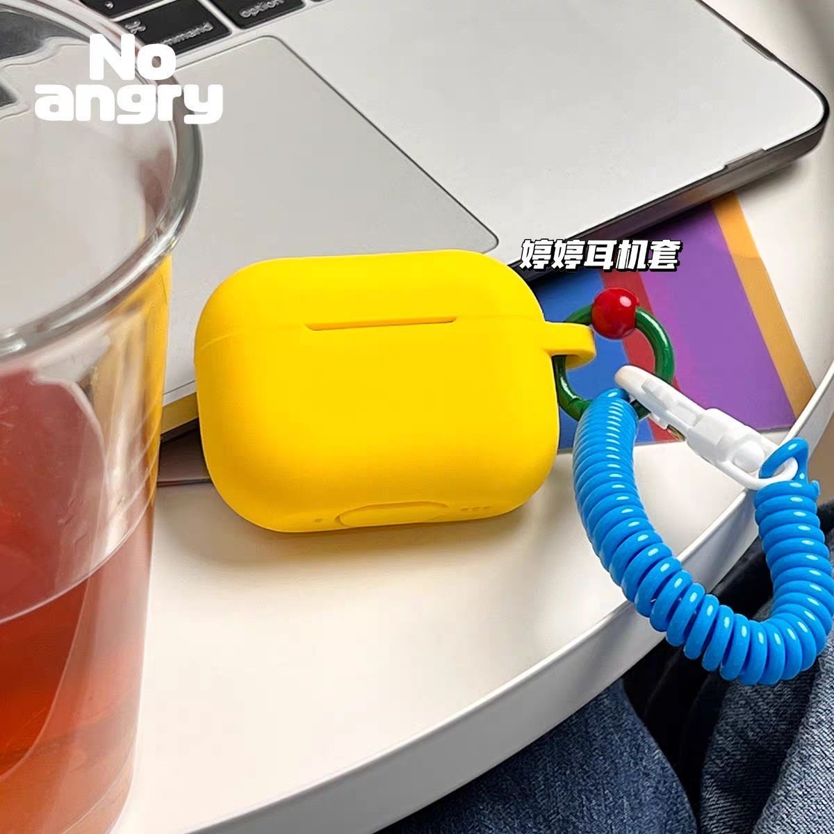 高级感黄色硅胶软壳适用于AirPodsPro2保护套AirPods1/2/3/4代耳机壳AirPods3耳机保护套华强北五代保护套