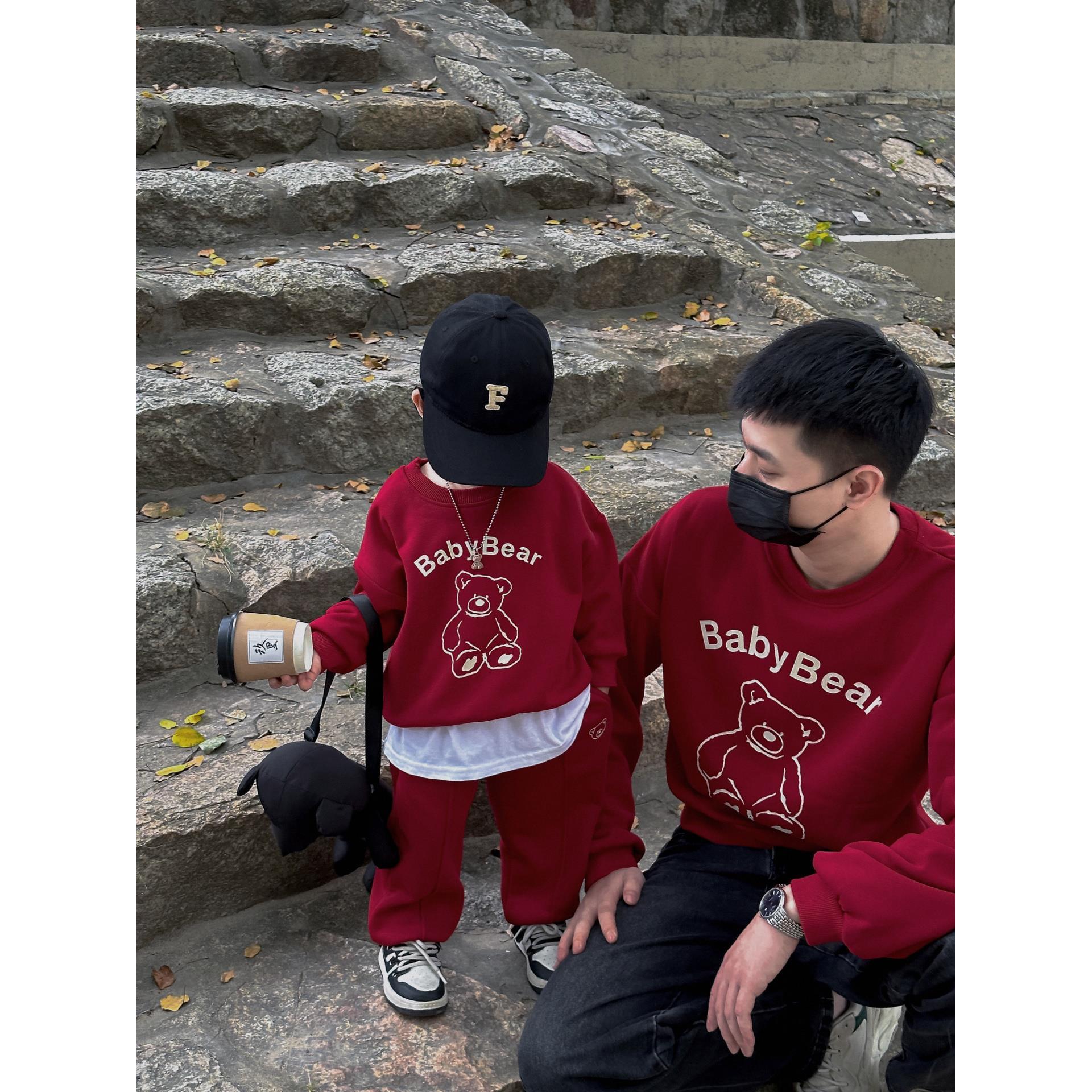 红色亲子装秋冬卫衣一家三