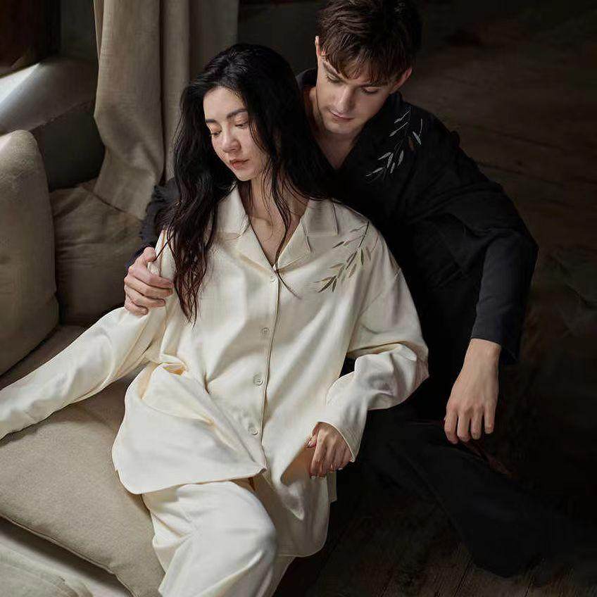 新款情侣睡衣秋季棉长袖长裤舒适高极感男女开衫春秋款家居服套装,女士内衣/男士内衣/家居服,睡衣/家居服套装,淘宝优惠券,粉丝福利购,淘宝优惠卷