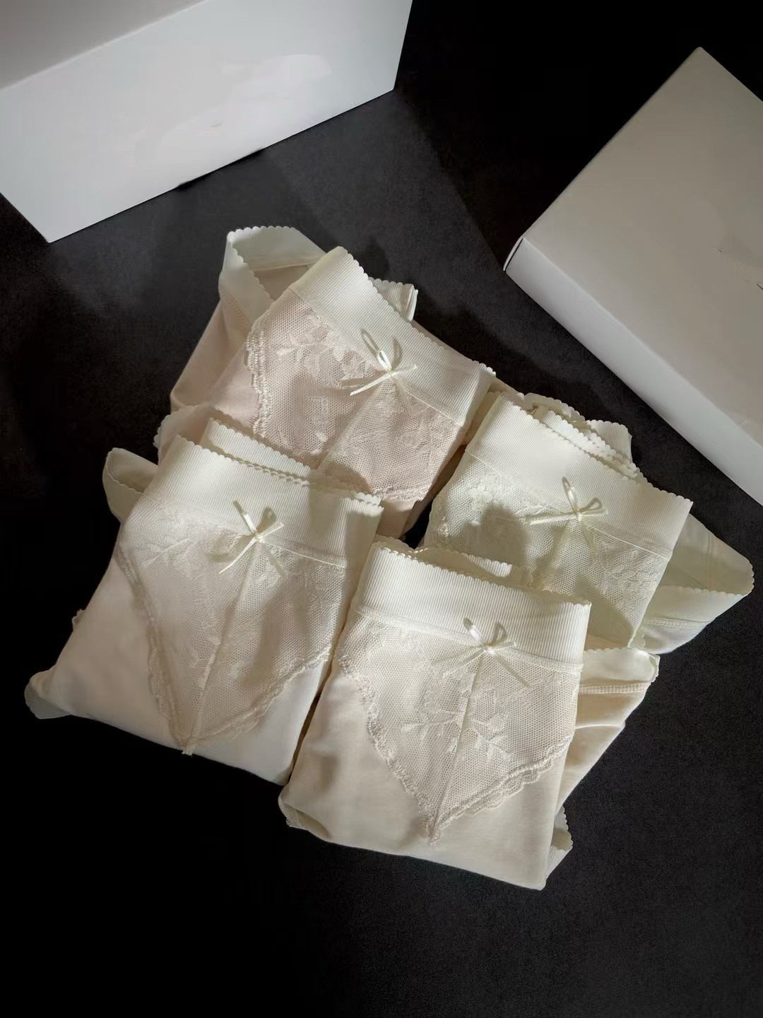 L*P新款朦胧法式女士莫代尔棉内裤中腰包臀透气舒适女士三角裤