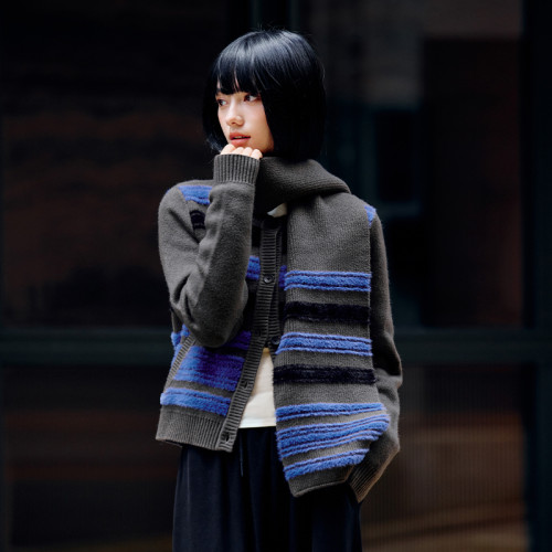 PSO Brand女装仿兔绒包芯纱撞色条纹针织开衫圆领毛衣外套秋冬季