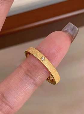 今饰有约拉丝小方钻星芒戒指女