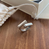 2025新款 小众冷淡极简指环 交错长方块开口食指纯银戒指ins女时尚