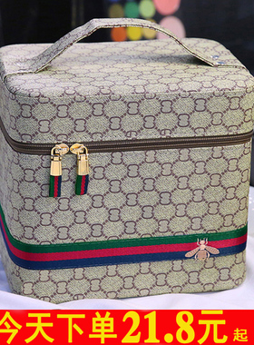 大牌化妆包女2025新款高端大容量便携式外出化妆品收纳盒箱带镜子