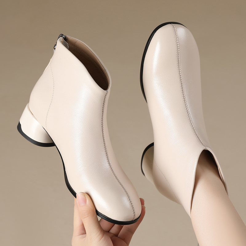 真皮粗跟短靴百搭软底米色马丁靴