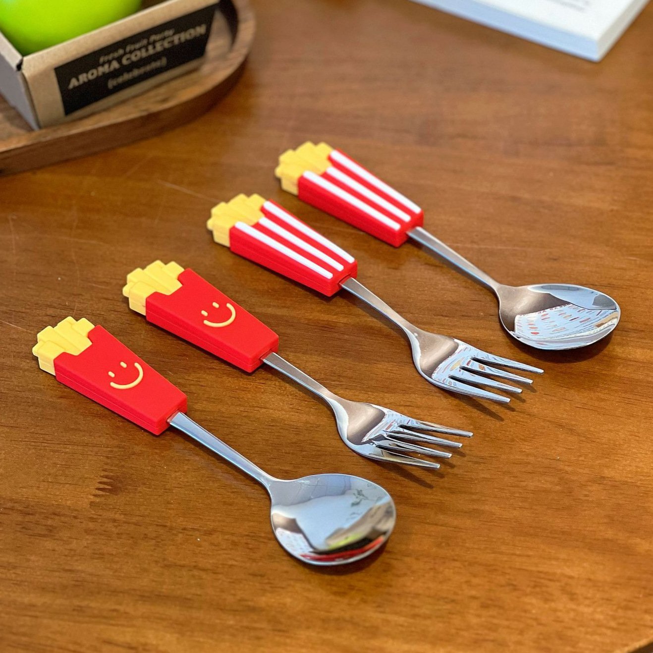 进口创意薯条304不锈钢勺叉家用卡通吃饭勺子硅胶手柄不锈钢水果