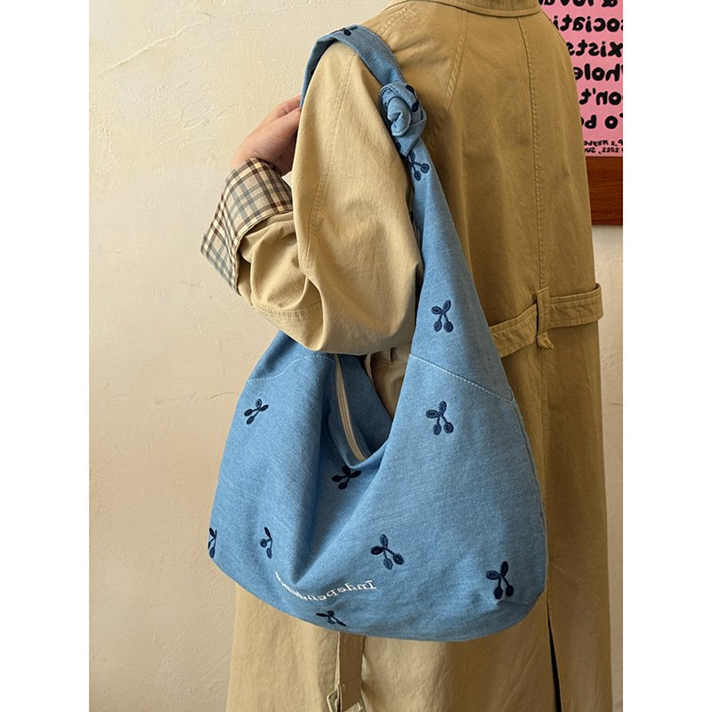 进口学院风樱桃刺绣帆布包新款大容量小众单肩托特包休闲百搭斜挎